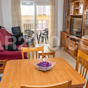 Helle 2-Zimmer-Wohnung mit Terrasse und Parkplatz, 400 Meter vom Meer entfernt in Garrucha, Almería