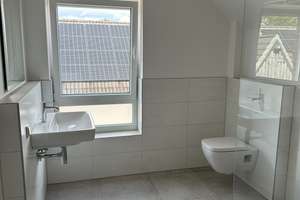Neuwertiges Reihenhaus, 4 Zimmer, in Stuhr – 28816 Stuhr – Vorschaubild 2