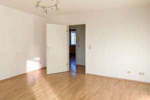 Modernes Wohnen mit EBK und tollem Grundriss – Halberstädter Straße 151, 39112 Sudenburg, Magdeburg – Vorschaubild 3