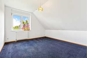 Wohnen im Traumhaus mit wunderschöner Gartenoase, Kachelofenkamin und Solarstromanlage – Pinneberg (Kreis) – Vorschaubild 18