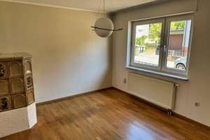 Liebevolle Doppelhaushälfte in zentraler und dennoch äußerst ruhiger Lage von Annweiler – Die vollständige Adresse der Immobilie erhältst du vom Anbieter., 76855 Annweiler am Trifels – Vorschaubild 9