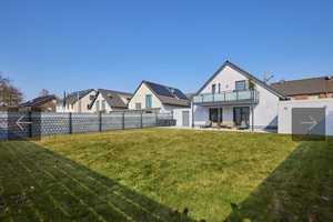 PRIVAT: mod. EFH/ZFH, Bj. 2017 Energie A+, freist., SÜDEN, gr. Garten, 2 Gar., Balkon, Klima, frei – Rethelstr. 16, 52477 Aachen (Kreis) – Vorschaubild 28