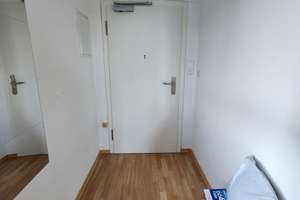 Attraktive 2-Zimmer-Wohnung mit Einbauküche & Balkon in München-Moosach – ab 01.07. – Dachauer Straße 244, 80992 Alt-Moosach, München – Vorschaubild 9