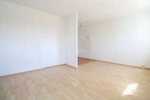 Berzugsfrei - drei Zimmer Wohnung mit Balkon am Stadtblick Magdeburgs  – 39128 Neustädter Feld, Magdeburg – Vorschaubild 5