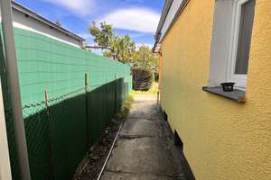 Einziehen & wohlfühlen: Saniertes Reihenmittelhaus mit ca. 410m2 Garten und 2 Stellplätzen – Sittestraße 42, 13437 Wittenau, Berlin – Vorschaubild 17