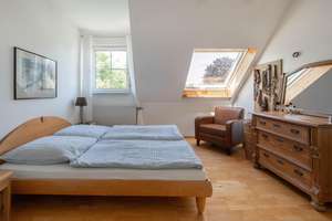 Licht, Raum und Lebensqualität – besondere Doppelhaushälfte mit Atelier und Gartenidylle – Die vollständige Adresse der Immobilie erhältst du vom Anbieter., 51067 Holweide, Köln – Vorschaubild 10
