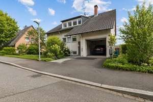 Exklusives Einfamilienhaus mit Einliegerwohnung und Baupotenzial in Singen