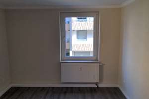 NEU*** Sanierte 3 Raum Balkon Wohnung – Weißenburgstraße 22, 42107 Elberfeld, Wuppertal – Vorschaubild 13