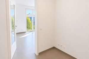 🅝🅔🅤 | Neuwertige 1-Zimmer-Wohnung mit neuer Küche und TG-Einzelstellplatz – Kyivstraße 15, 81735 Waldtrudering, München – Vorschaubild 3