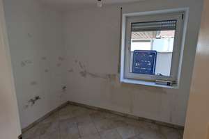 Schöne helle 2,5-Zimmer-Wohnung mit Balkon, Einbauküche und Hobbyraum – Schillerstraße 10, 91074 Herzogenaurach – Vorschaubild 7
