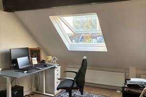 Möblierte Dachgeschosswohnung in Friedrichstadt – Herzogstraße 24, 40217 Friedrichstadt, Düsseldorf – Vorschaubild 2