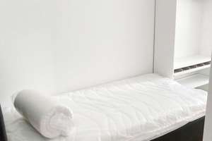 Urban Living: Möbliertes Zimmer mit eigenem Privatbad – Graf-Adolf-Straße 43, 40210 Friedrichstadt, Düsseldorf – Vorschaubild 3
