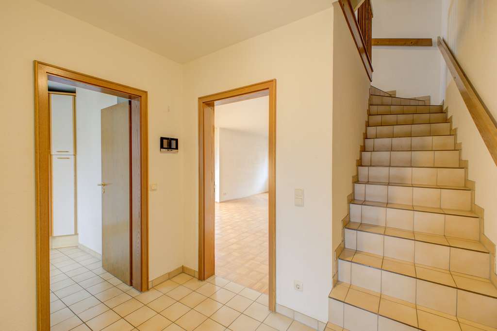 Immobilie in Petershausen - Herrliches Reiheneckhaus in ruhiger Lage von Petershausen zum Selbstbezug! - Bild 1