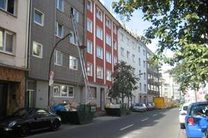 2-Zimmer Wohnung in D´dorf Zentrum / ruhige Seitenstraße