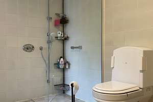Lichtdurchflutete  120qm-Wohnung mit Garten & Pool in Königswinter – Die vollständige Adresse der Immobilie erhältst du vom Anbieter., 53639 Königswinter – Vorschaubild 9