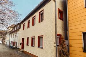 Zweifamilienhaus zentral, vermietet – attraktiv für Eigennutzer & Kapitalanleger – Die vollständige Adresse der Immobilie erhältst du vom Anbieter., 95460 Bad Berneck im Fichtelgebirge – Vorschaubild 6