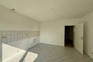 ***Renovierte 4-Zimmerwohnung - Citynah*** – Halberstädter Straße 149, 39112 Magdeburg – Vorschaubild 4