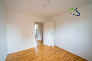 Lichtdurchflutete Vierzimmerwohnung in Innenstadtnähe mit Balkon – Die vollständige Adresse der Immobilie erhältst du vom Anbieter., 93055 Ostenviertel, Regensburg – Vorschaubild 3