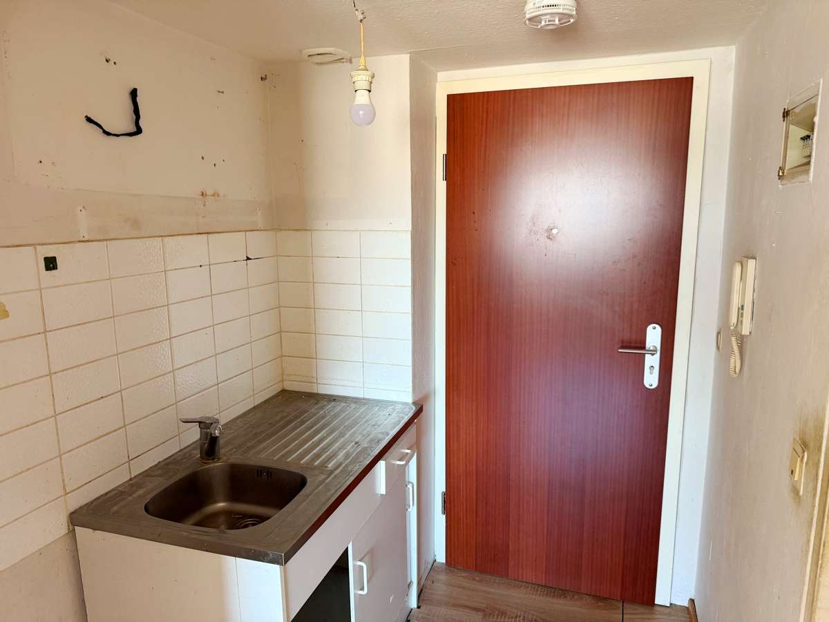 „1-Zi.-Apartment in Weinstadt-Endersbach – renovierungsbedürftig mit Potenzial“, Rems Murr Kreis – Bild 4