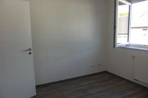 Wohnen mit Charakter: Großzügige 3-Zimmer-Wohnung in Bonn-Lengsdorf – Im Mühlenbach 29, 53127 Lengsdorf, Bonn – Vorschaubild 2