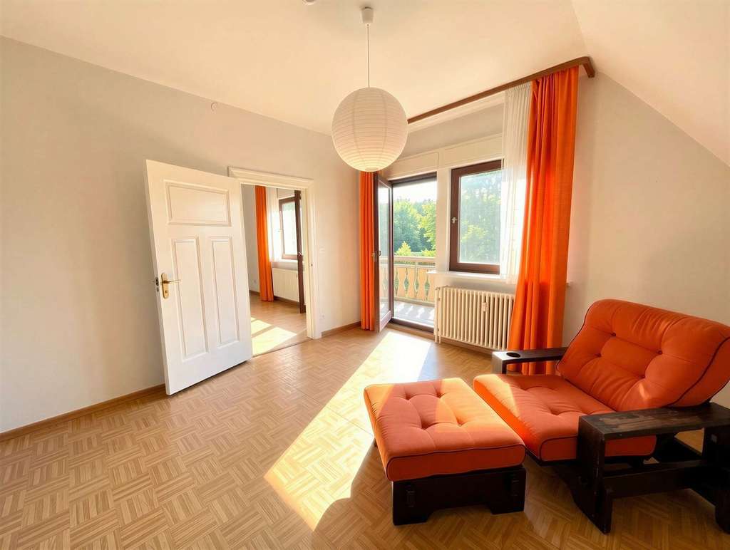 Immobilie in Bad Peterstal-Griesbach - sonniges Wohnhaus für 2 Familien mit Terrasse, Balkon und Fernblick in bevorzugter Schwarzwaldlage - Bild 3