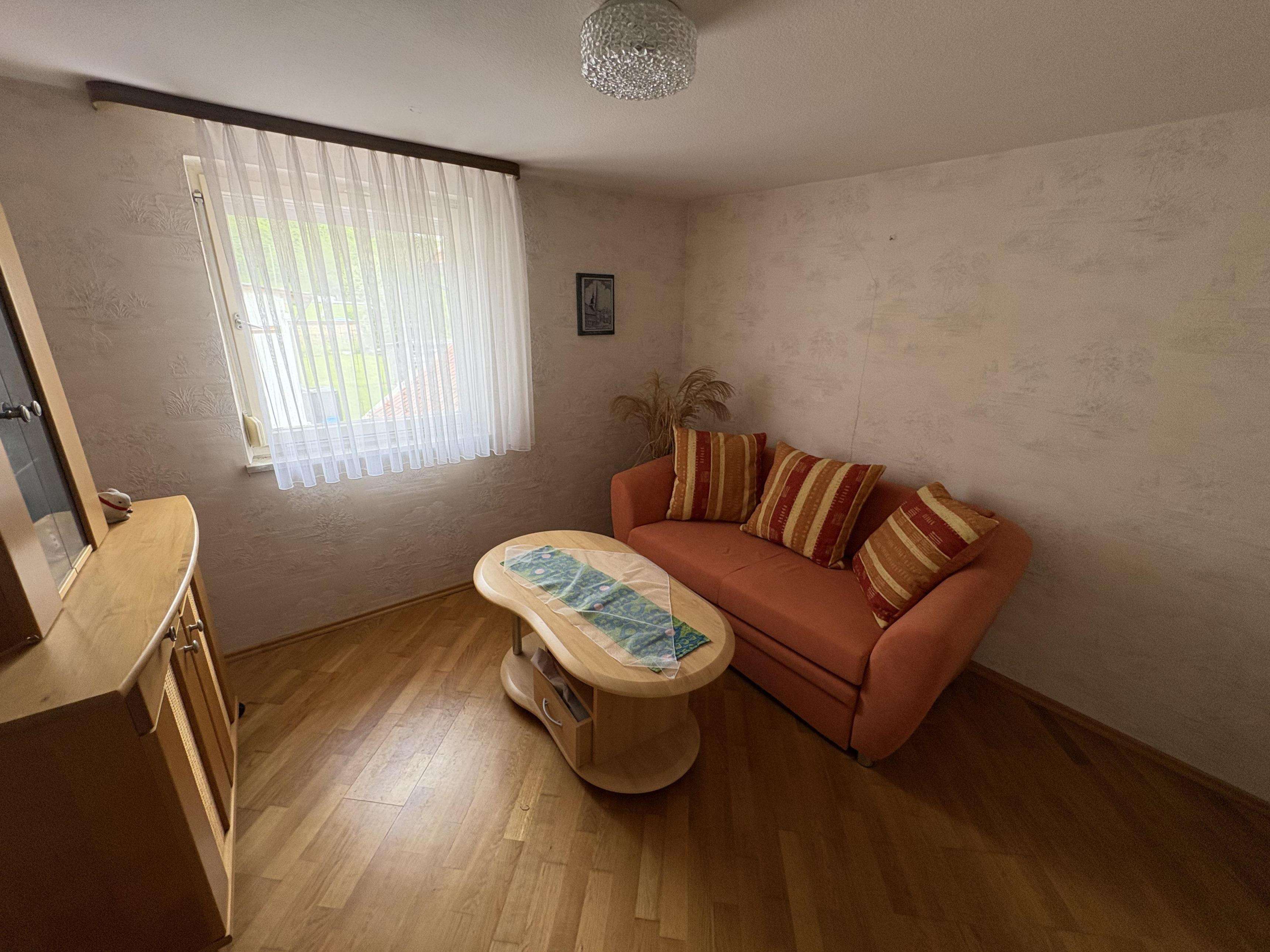 Immobilie in Straßberg - Ehemaliges Bauernhaus mit großem Garten - Bild 0