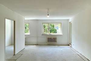 Vielseitige 2-Zimmer-Wohnung mit Balkon und viel Gestaltungsspielraum im Berliner Süden – Hilbertstraße 36, 12307 Lichtenrade, Berlin – Vorschaubild 1