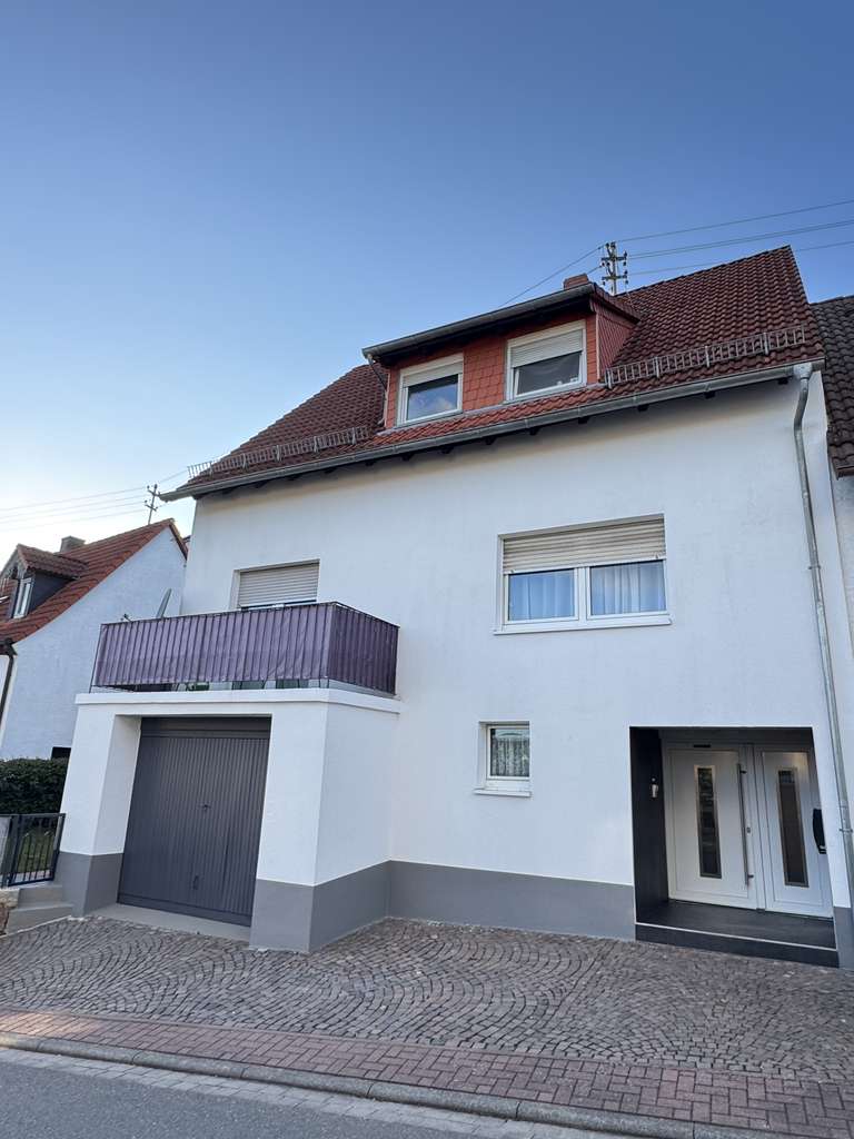 Immobilie in Hochspeyer - Freistehende Zweifamilienhaus in Hochspeyer - Bild 0