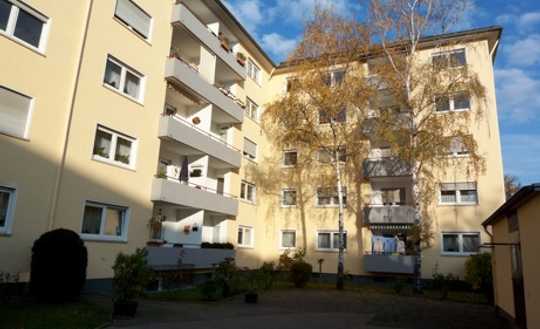 Rarität- freiwerdende 4 Zimmerwohnung - Lindenhof