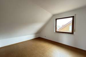 Gepflegtes Einfamilienhaus mit Einliegerwohnung und Wohlfühlcharakter in ruhiger Lage – Die vollständige Adresse der Immobilie erhältst du vom Anbieter., 97788 Neuendorf – Vorschaubild 17