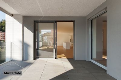 Kleines Wohnhaus, Anbau und Garage - provisionsfrei