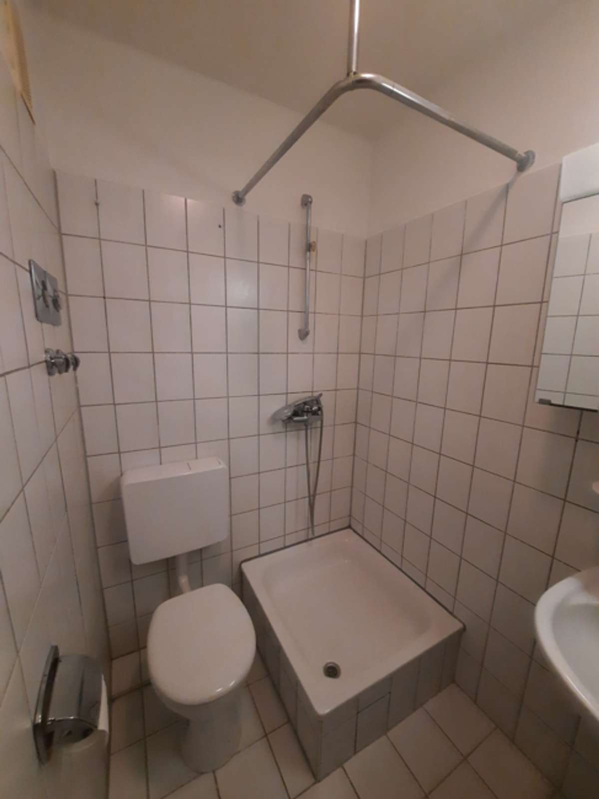 Sanierte 1-Zimmer-Wohnung mit gemütlicher Terrasse (Grünblick) in Bovenden
