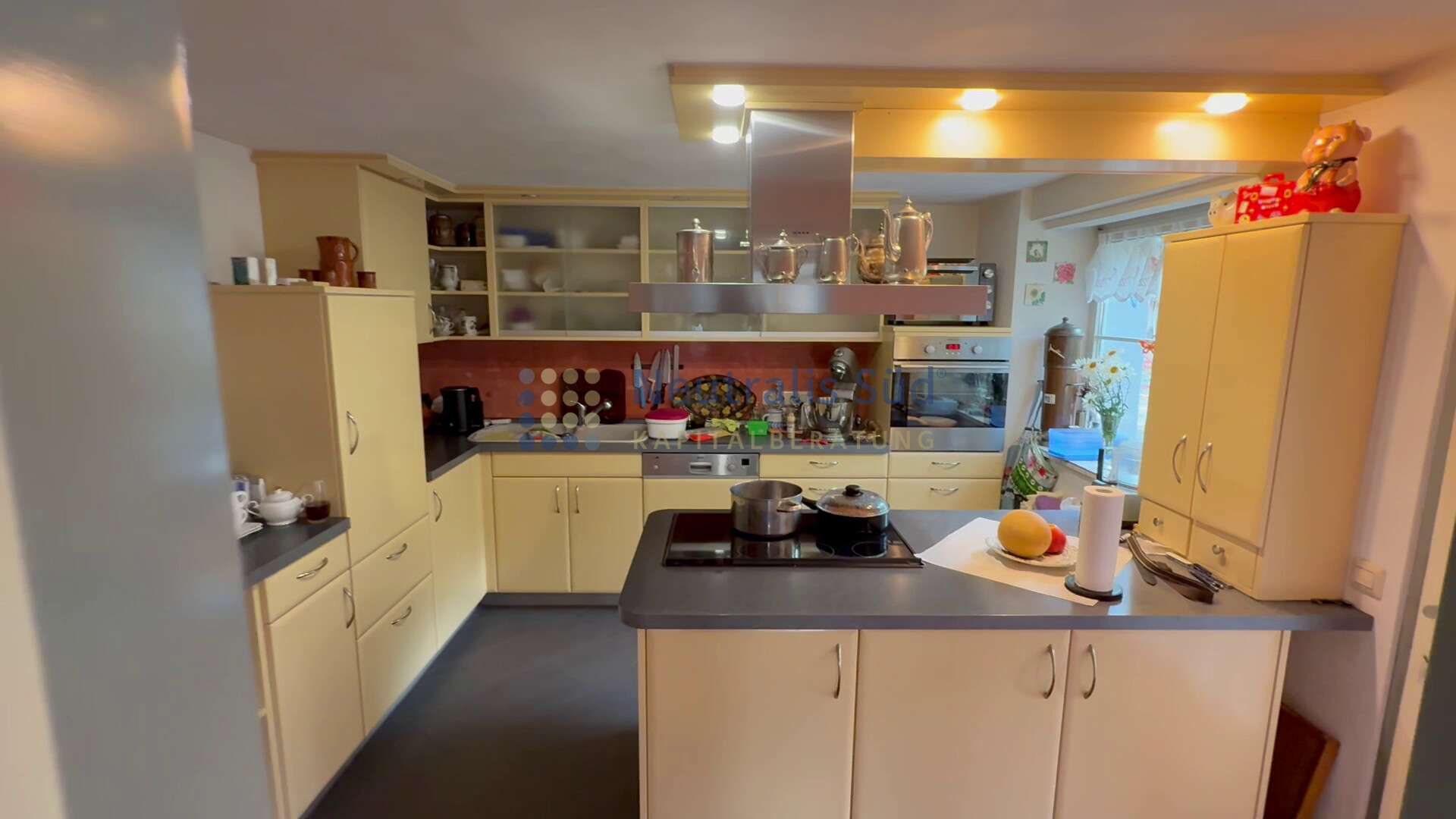 Immobilie in Wolfegg - Wunderschönes Bauernhaus auf 1.325 m² Grund mit gepflegtem Garten und Gartenhaus (frei zur Übergabe) - Bild 1