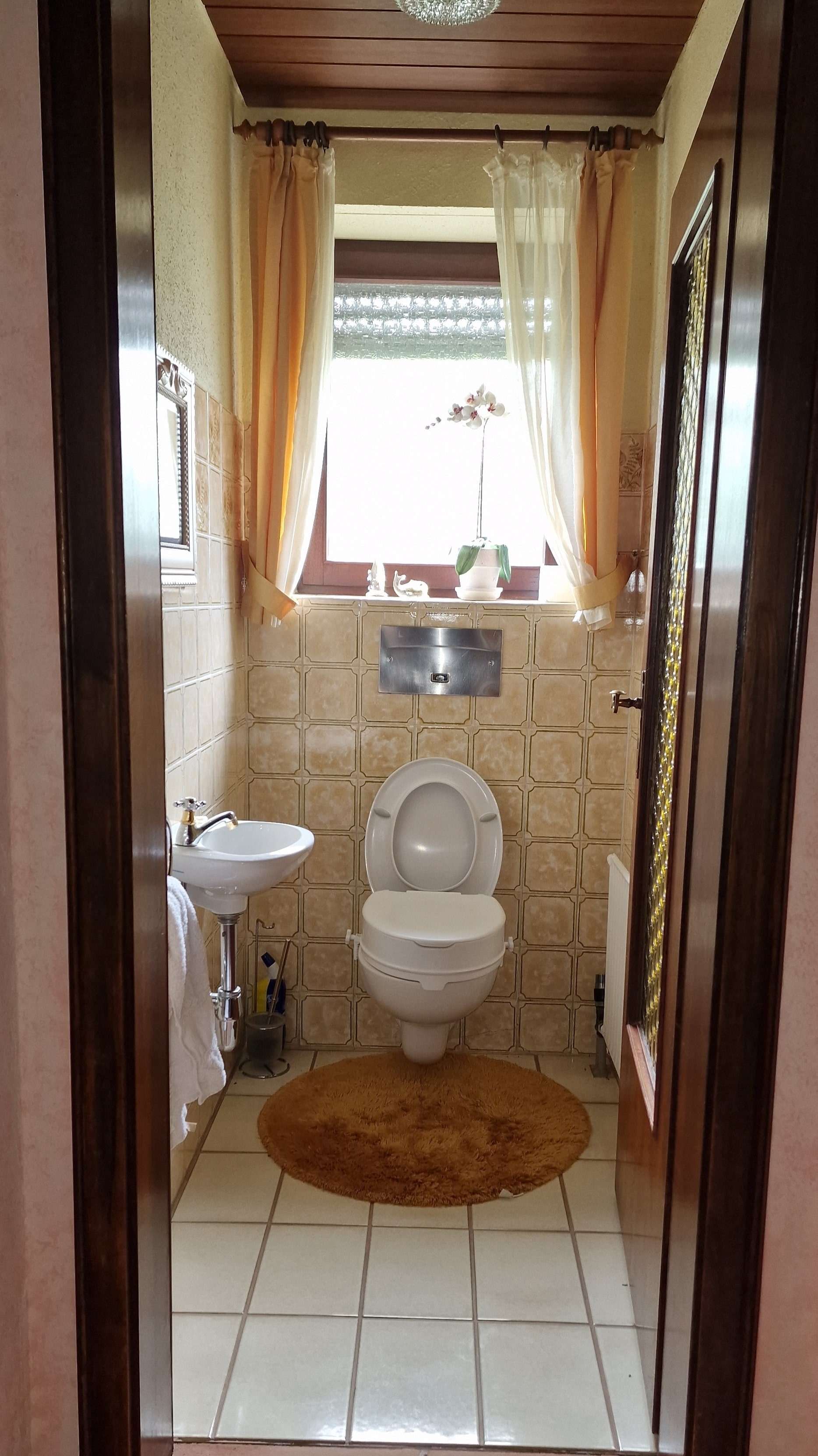 Immobilie in Neuburg an der Donau - Familienfreundliches Haus mit Einliegerwohnung in Neuburg a.d.Donau - Bild 2