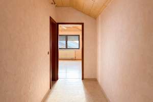 Charmantes Reihenmittelhaus in Heilbronn, teilsaniert, guter Zustand – Die vollständige Adresse der Immobilie erhältst du vom Anbieter., 74078 Frankenbach, Heilbronn – Vorschaubild 4