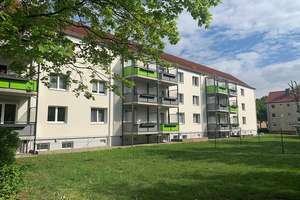 3-Raum-Wohnung mit Badewanne und großem Balkon – Seehäuser Weg 90, 39387 Oschersleben (Bode) – Vorschaubild 2