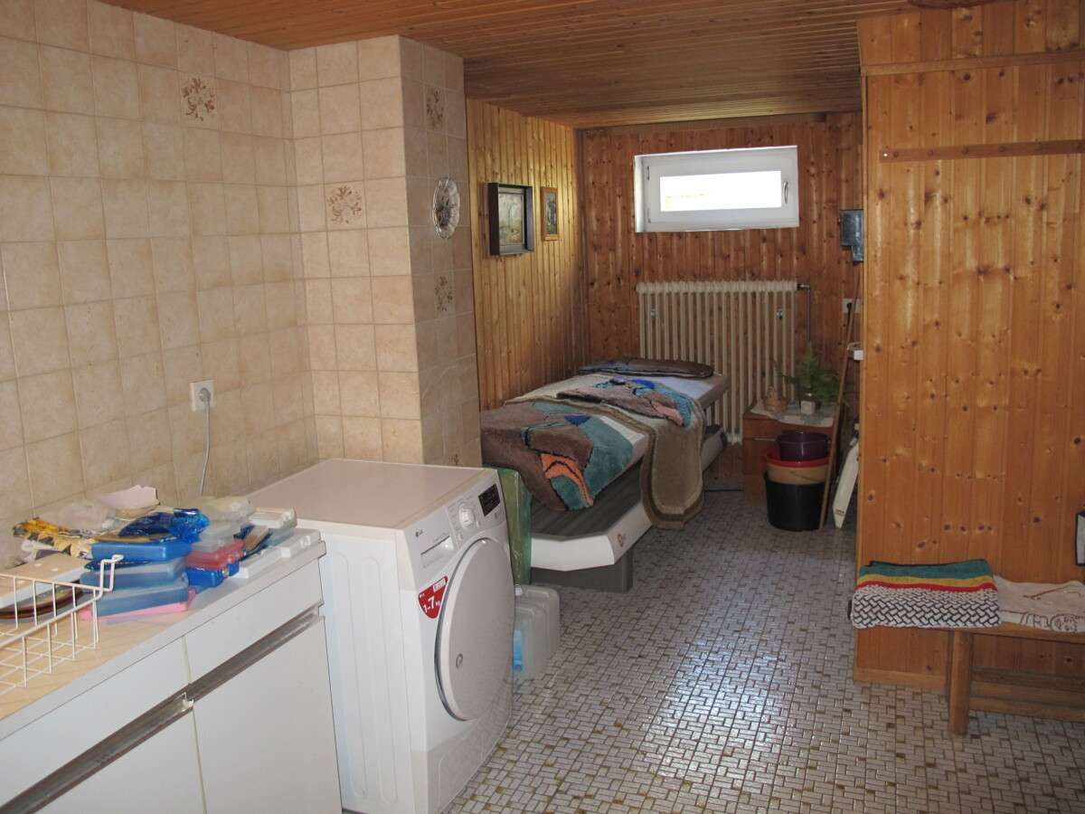 Immobilie in Ering - *Ideale Zweigenerationenimmobilie*
Einfamilienhaus mit Einliegerwohnung und Doppelgarage - Bild 0