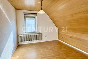Geräumiges 1-2 Familienhaus in zentraler Lage - viel Platz für Ihre Ideen! – Die vollständige Adresse der Immobilie erhältst du vom Anbieter., 66901 Schönenberg-Kübelberg – Vorschaubild 11
