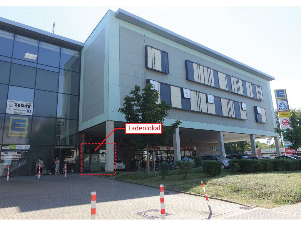 ca. 245 m² Ladenlokal im Fachmarktzentrum in 44791 Bochum, Castroper