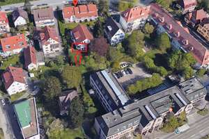 Geschmackvolle 2,5-Zimmer-Wohnung mit geh. Innenausstattung mit Balkon und EBK in Stuttgart