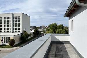 Wunderbares Studentenapartment mit großer Dachterrasse, ca. 33 qm, TG-Stellplatz, IN-TOP-Lage – 85055 Nordost, Ingolstadt – Vorschaubild 12