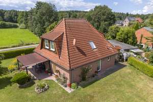Einfamilienhaus in Dahlem mit Carport & Blick ins Grüne – Die vollständige Adresse der Immobilie erhältst du vom Anbieter., 21368 Dahlem – Vorschaubild 2