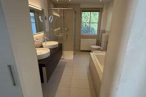 Exklusives freistehendes Traumhaus (236 m²) auf 2.500 m² Grundstück mit herrlichem Naturblick – Die vollständige Adresse der Immobilie erhältst du vom Anbieter., 51429 Moitzfeld, Bergisch Gladbach – Vorschaubild 14