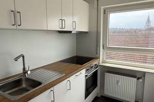 Helle 2-Zimmer DG-Wohnung mit neuer Einbauküche und Tageslichtbad – Friedrich-Münch-Straße 45, 75417 Mühlacker – Vorschaubild 2