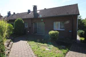 Doppelhaushälfte in gepflegter, ruhiger Wohnlage von Hattingen-Welper. Mit Garage und Garten. – Ludwig-Zamenhof-Straße 11, 45527 Hattingen – Vorschaubild 1