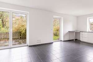 COURTAGEFREI - Attraktive Neubau-Doppelhaushälfte mitten im Herzen von Norderstedt-Mitte! – Die vollständige Adresse der Immobilie erhältst du vom Anbieter., 22846 Norderstedt – Vorschaubild 5