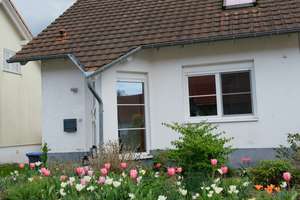 Lichtdurchflutete Doppelhaushälfte mit Garten in familienfreundlicher Lage – Die vollständige Adresse der Immobilie erhältst du vom Anbieter., 66440 Blieskastel – Vorschaubild 3