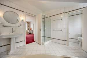 Repräsentative Villa in Bestlage mit Panoramablick über Bonn – Die vollständige Adresse der Immobilie erhältst du vom Anbieter., 53123 Duisdorf, Bonn – Vorschaubild 32