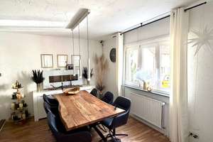Historischer Flair trifft Wohnkomfort RMH mit Garten in begehrter Lage von Stuttgart-Süd – Die vollständige Adresse der Immobilie erhältst du vom Anbieter., 70199 Heslach, Stuttgart – Vorschaubild 2