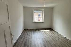 Schöne 2-Zimmer-Wohnung mit Tageslichtbad! – Hubertstraße 281, 45307 Kray, Essen – Vorschaubild 5
